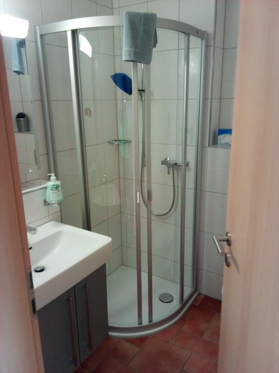 Bed And Breakfast Villa Hallau Exterior foto