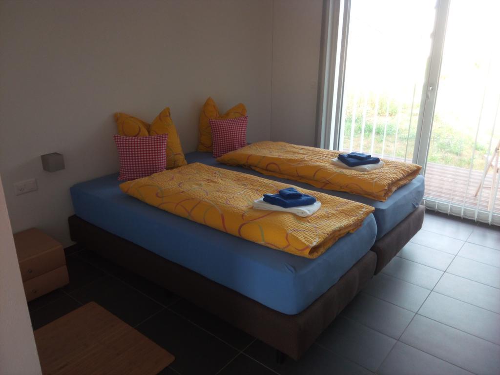 Bed And Breakfast Villa Hallau Exterior foto